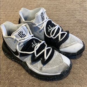 Kyrie 5 White and Black Basketball Shoe